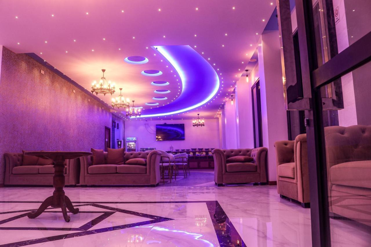 Ari Grand Hotel & Spa Dhangethi Esterno foto