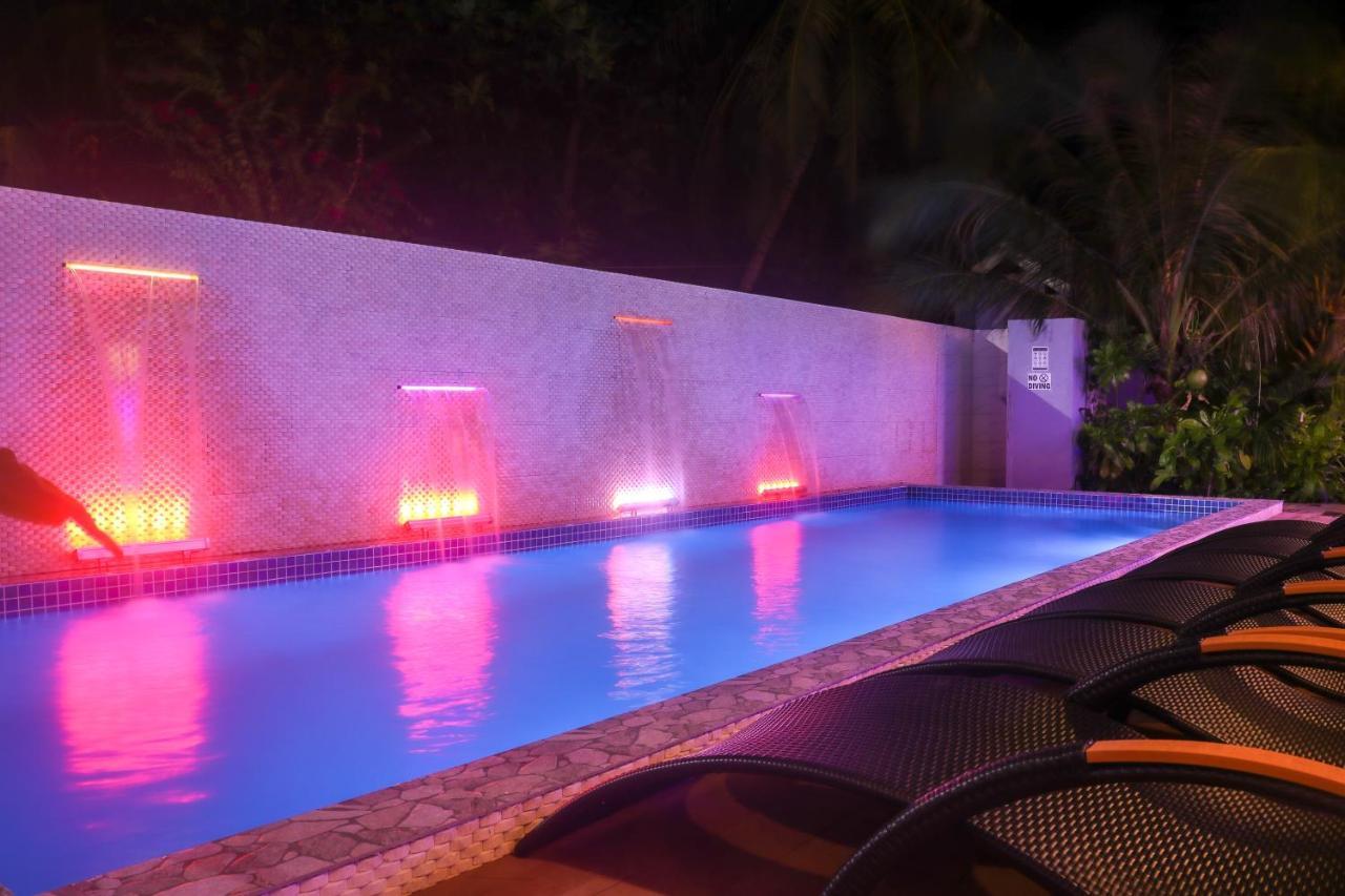 Ari Grand Hotel & Spa Dhangethi Esterno foto